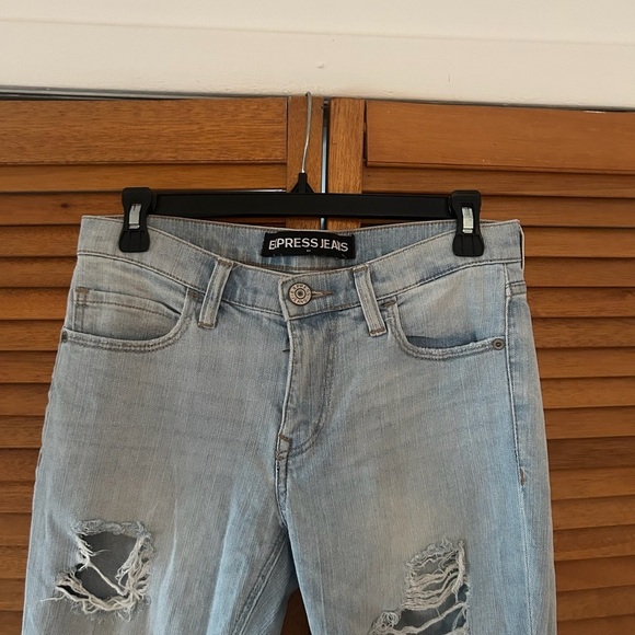 Express Jeans Women’s Girlfriend Mid Rise Ripped Denim Sz 0 - Picture 2 of 7